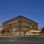 The Museumis located on Pennsylvania Ave in Washington D.C., at a short distance from the White House; but given the current occupant of the imposing American president’s residence, the choice which one to vi